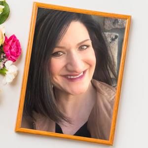 Meet your Posher, Holly